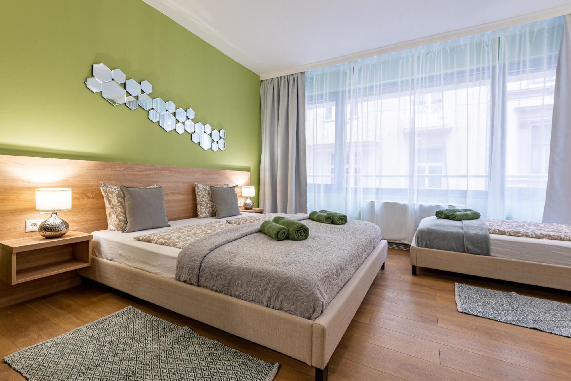 Budapest Holidays Apartments & Spa ภายนอก รูปภาพ